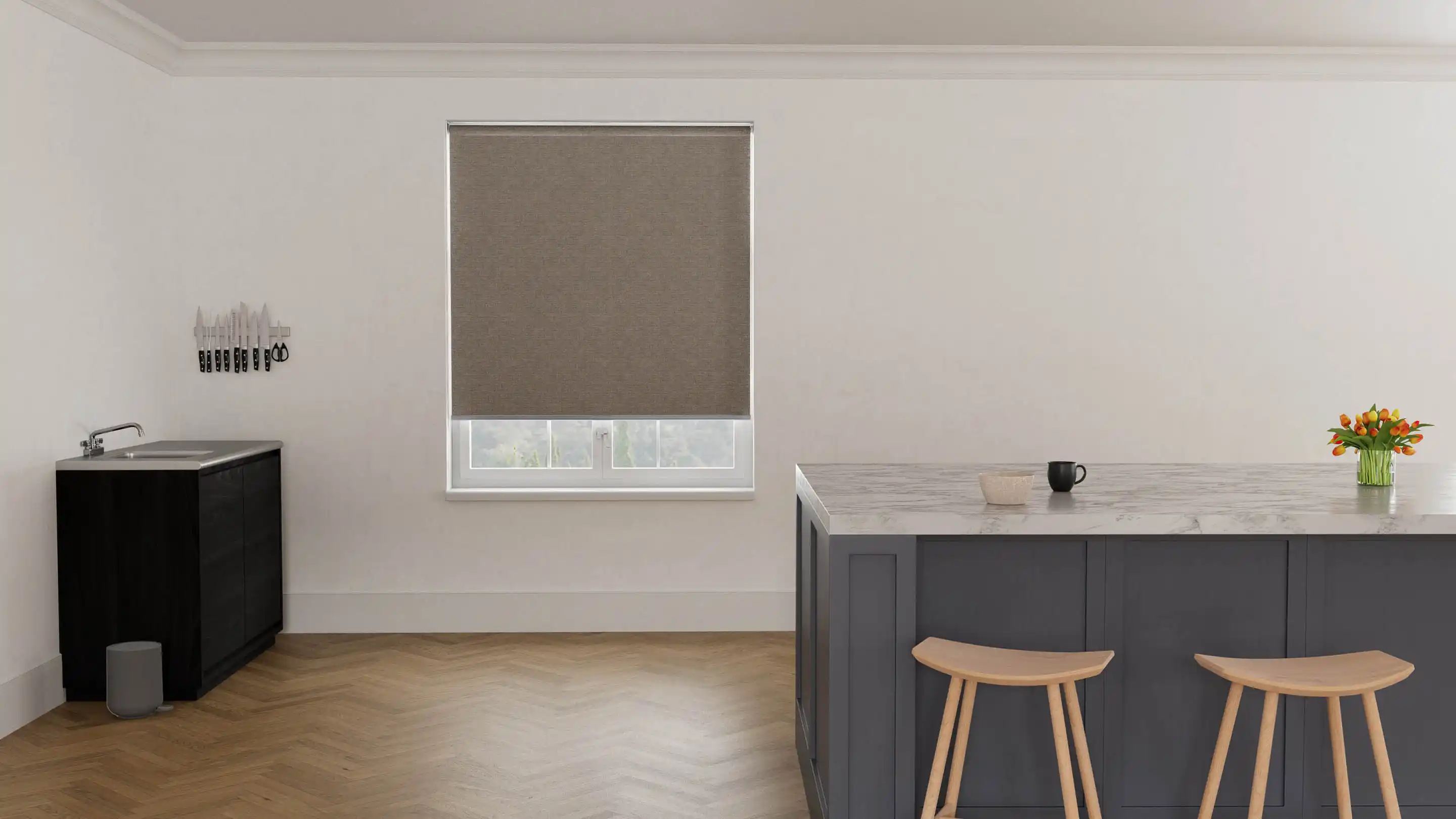 Linesque Light Filtering Roller Blind - Image 6
